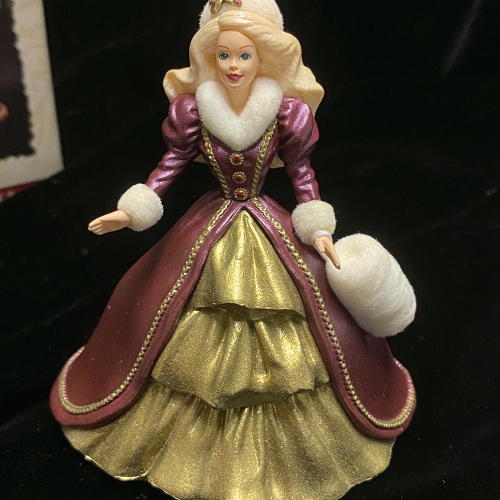 Hallmark Keepsake Barbie ornament NWT 1996 4th in series special edition